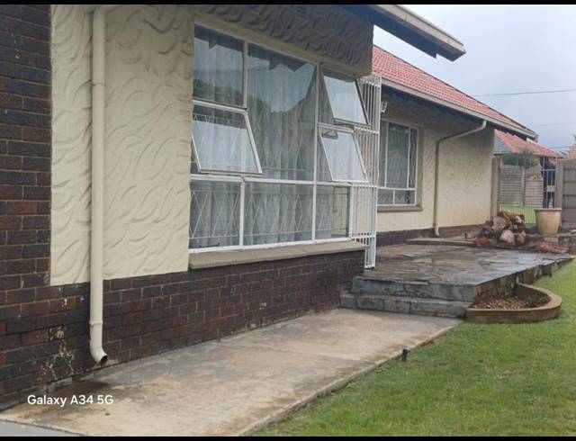 6 BEDROOM HOUSE FOR SALE IN TEDSTONEVILLE